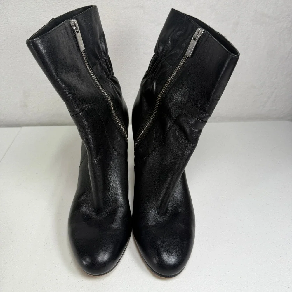 Michael Kors 8.5 Dolores Side Zip Bootie Black Leather Chic Designer Timeless